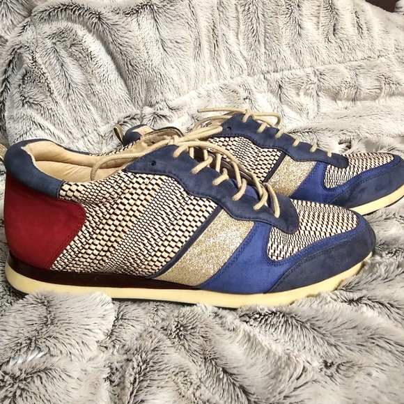 Antonio Melani Suede Leather Sneakers - Picture 2 of 5